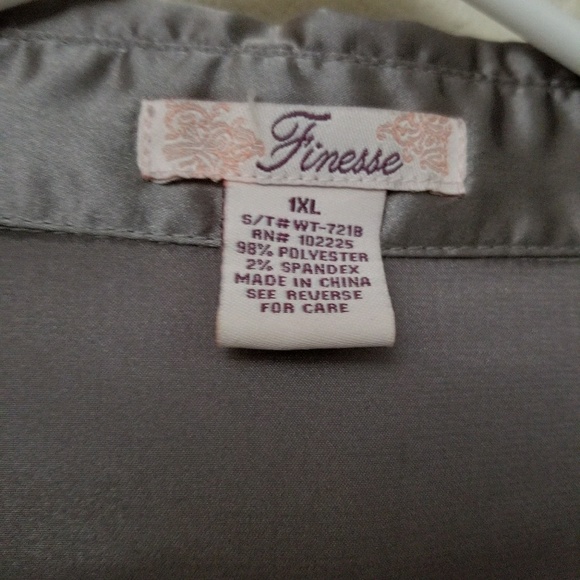 Top - Picture 2 of 3